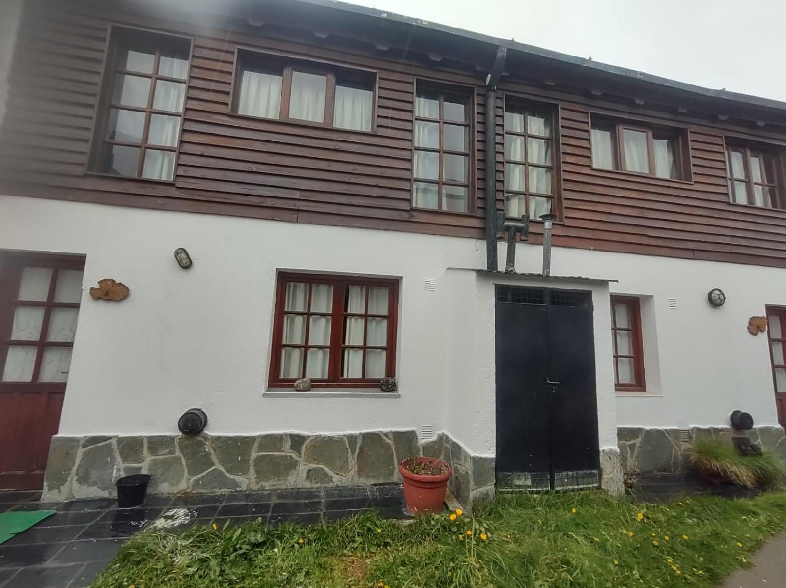Departamentos Ahnen Appartement Ushuaia Buitenkant foto
